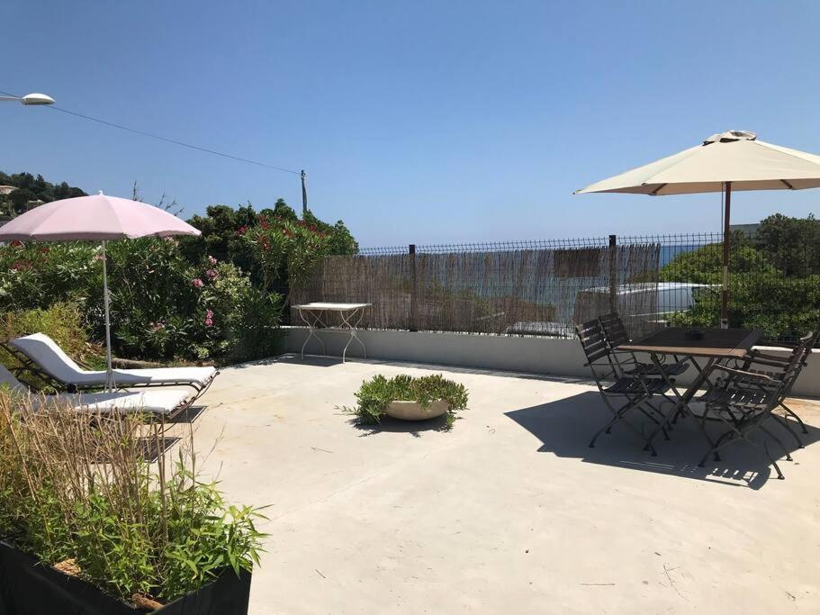 Duplex Vue Mer Plage De Saint-Clair Le Lavandou Eksteriør billede